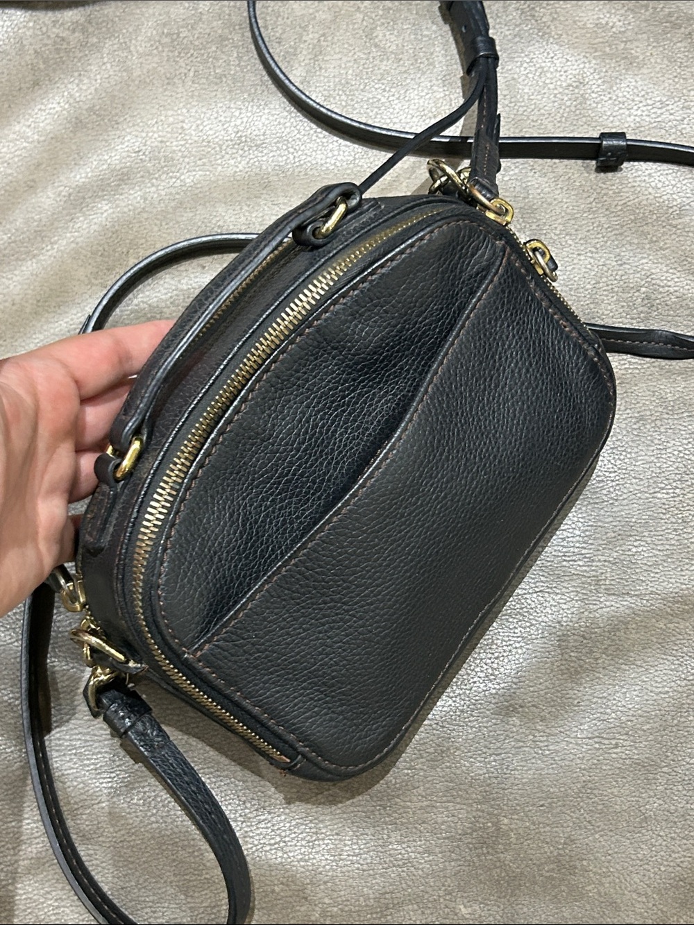 Dooney & Bourke Black Pebbled Leather Camera Crossbody with Gold Hardware - Picture 7 of 9
